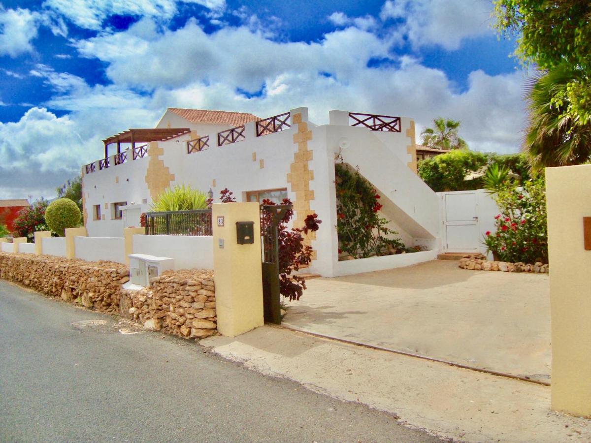 Casa Del Medio Villa Antigua  Exterior photo